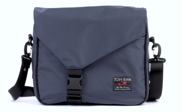 The Maker's Bag in Night Walk